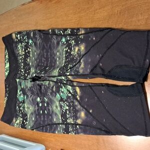 SALE Shape Activewear leggins capri